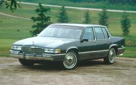 1990 Cadillac DeVille Review & Ratings | Edmunds