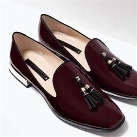 ZARA BASIC Burgundy Patent Tassel Loafer | Pink adidas shoes, Tennis ...