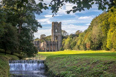 Fountains Abbey - Studley Royal Water Garden - North Yorkshire walk