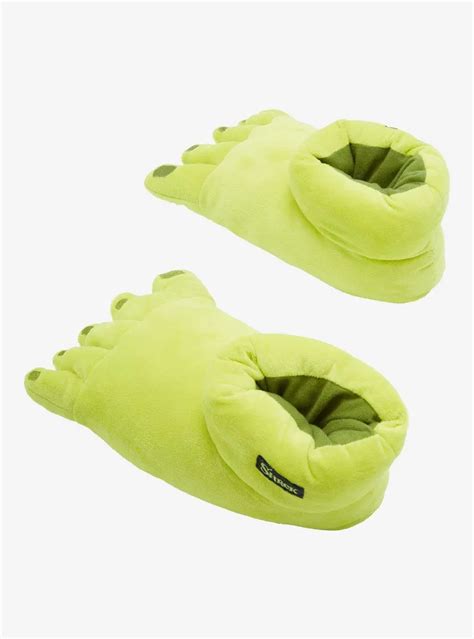 Hot Topic Shrek Feet Plush Slippers | Mall of America®