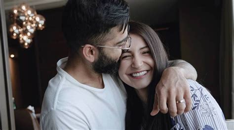 Anushka Sharma and Virat Kohli keep it easy in their latest photo ...