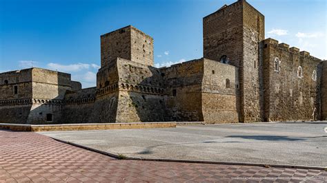 Vista del Castello Normanno Svevo, Bari | Foto, Bari, Castello