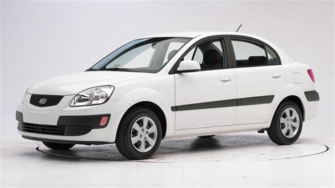 KIA Rio Sedan Specs & Photos - 2005, 2006, 2007, 2008 - autoevolution