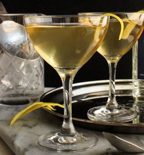 Classic Gin Martini - gin, dry vermouth, bitters — Cocktail Courier ...