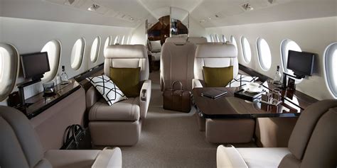 Taylor Swift's Private Jet: The Dassault Falcon 900