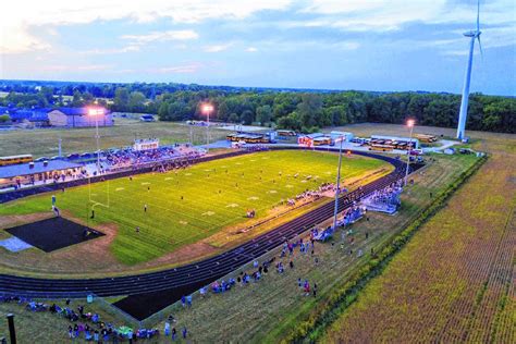 Bulldogs sack Shenandoah to remain unbeaten - Pendleton Times Post