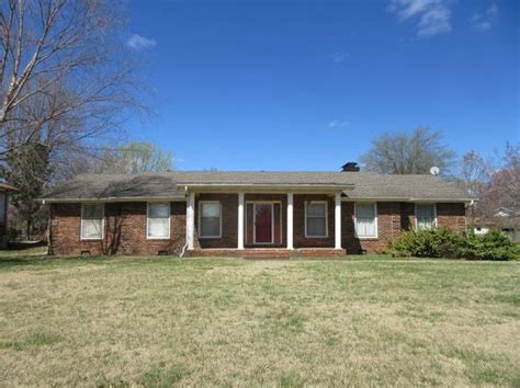 Sikeston MO Real Estate - Sikeston MO Homes For Sale | Zillow