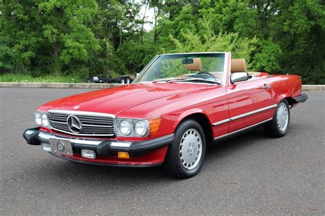 1989 Mercedes-Benz 560 SL | OLD FORGE MOTORCARS INC.