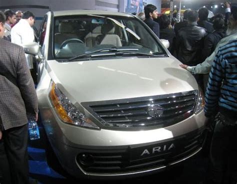 Tata Aria SUV Review - Tata Aria Pictures