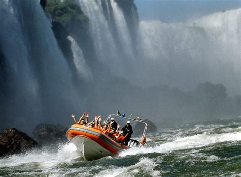 Sitios turísticos en Foz de Iguazú, Brasil.