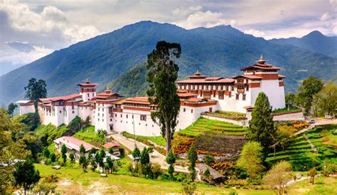 Trongsa District Bhutan- Dzong- Bhutan attractions- Always Bhutan ...