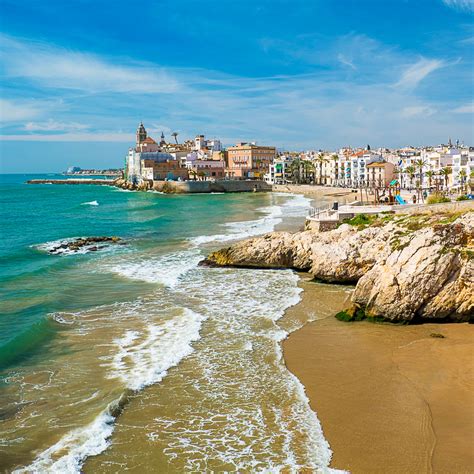 The best things to do in Sitges with kids - MUMMYTRAVELS