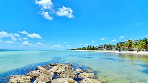 Is Smathers Beach the best beach in Key West? 🌞 for swimming, beach ...