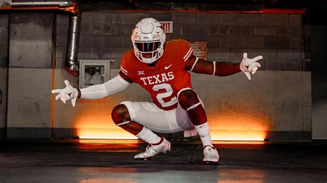 Texas Longhorns Uniforms Among the Most Iconic in the Nation - Sports ...