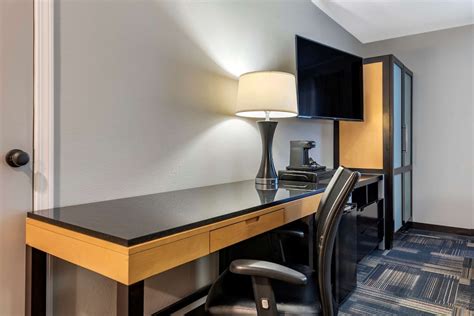 Quality Inn & Suites Evansville Downtown in Evansville | Best Rates ...