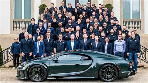 Bugatti Chiron's production hits 400 units milestone, brand will make ...