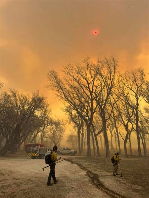 PHOTOS: Texas wildfire grows to one of largest in state history | WTTV ...