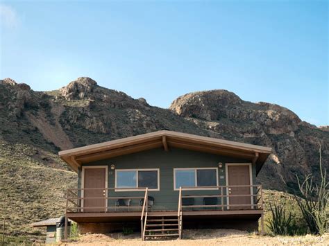 Big Bend Cabins, Cozy Clean Quiet Rooms, Shared Decks, Great Views