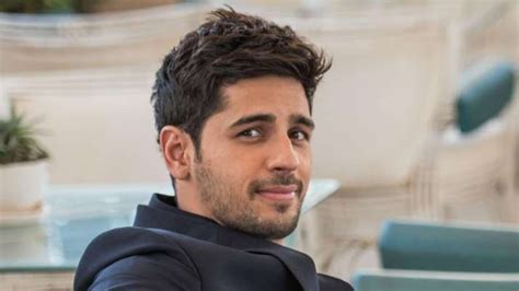 Sidharth Malhotra - Facts, Bio, Career, Net Worth | AidWiki