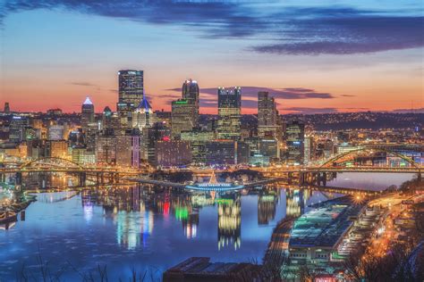 A view from the West End Overlook of the Pittsburgh skyline during a ...