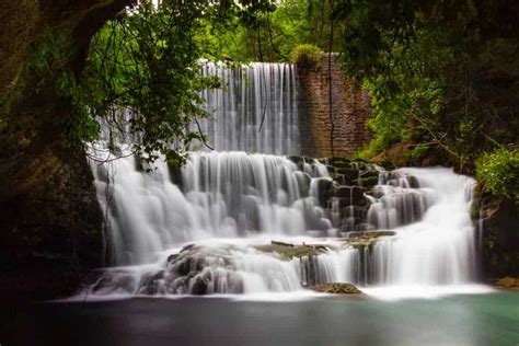 17 Spectacular Waterfalls in Arkansas You Need to See - History Fangirl