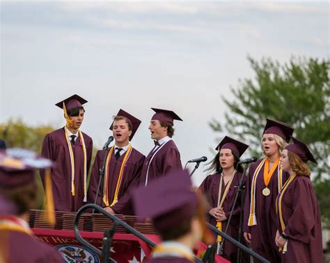 Photos: Westmont High School Graduation – Shaw Local