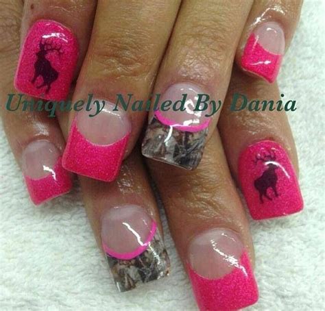 Country cute :) Pink Camo Nails, Camo Nail Art, Camouflage Nails, Muddy ...