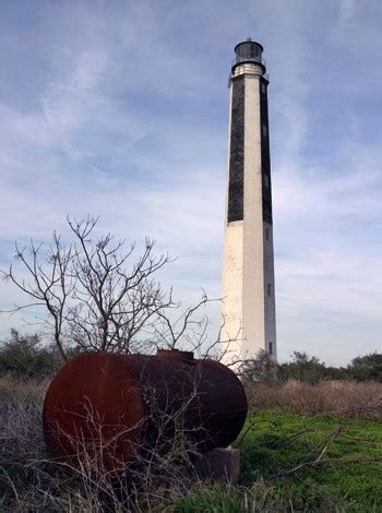 Cape Romain Lighthouse, South Carolina at Lighthousefriends.com