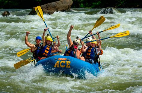 Full Day Lower New River Gorge Whitewater Rafting - ACE Adventures