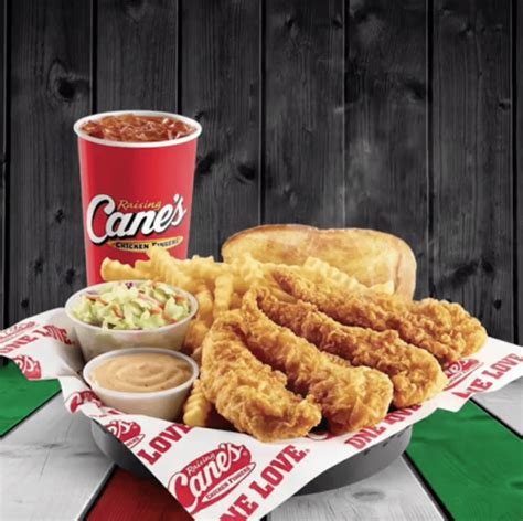 Raising Cane's | Best Fried Chicken Strips in Kuwait for 2019 - Ryukers