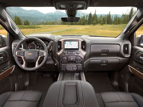 2021 Chevy Silverado Radio loses HD feature - Pickup Truck +SUV Talk