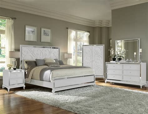 Arctic Ice 6-Piece Queen Bedroom Set - White | Bedroom sets queen ...