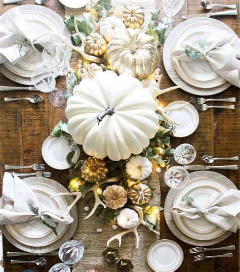 Inexpensive Thanksgiving Table Decor Ideas : High Style, Low Budget ...