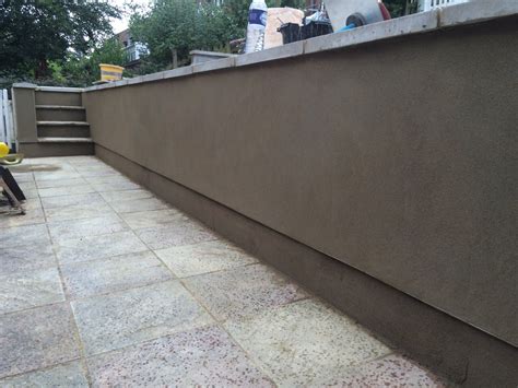 Rendering To Retaining Garden Walls - A. Merson Plastering