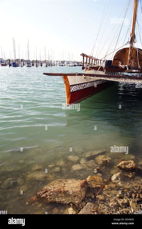 Polynesian Waka or traditional boat in Ahuriri harbor Napier New Stock ...