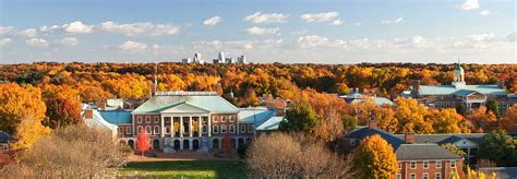 The Campus & Winston-Salem - Wake Forest University School of Business