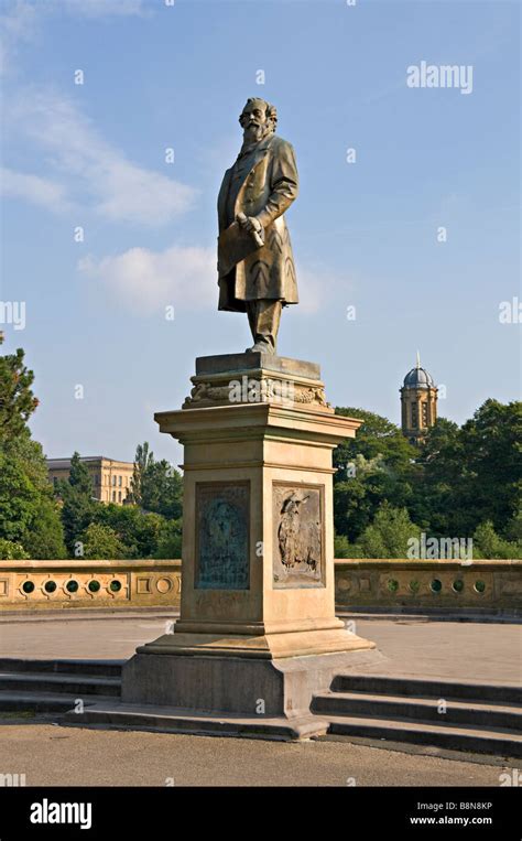 Statue of Titus Salt Saltaire Bradford UK Stock Photo - Alamy