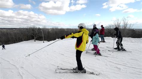 Ski & Snowboarding in Wisconsin at Grand Geneva Resort & Spa - YouTube