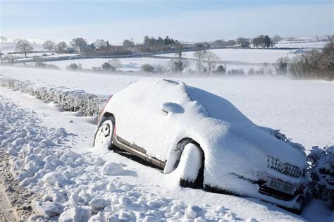 Snow pictures across Northern Ireland as freezing weather causes ...