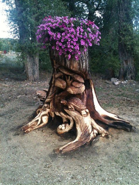 Stump Carving, Turtles And Nest | Carved tree stump, Tree carving, Tree ...