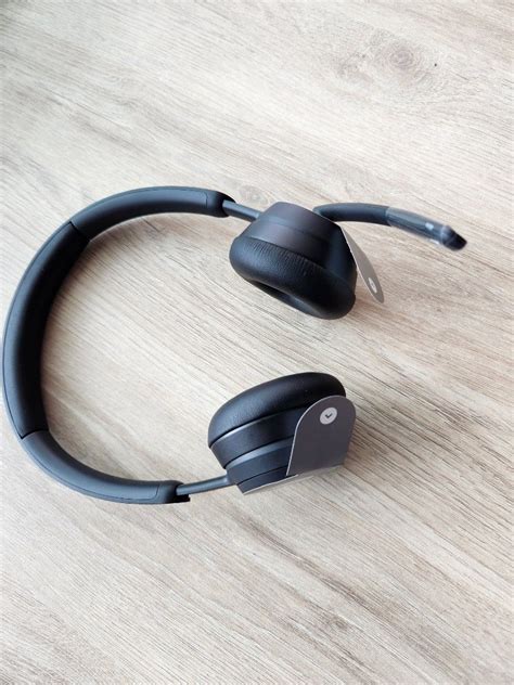 Microsoft Modern Wireless Headset / Bluetooth (Better than Jabra ...