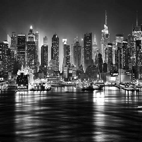 NEW YORK CITY AT NIGHT SKYLINE VIEW BLACK & WHITE WALLPAPER MURAL PHOTO ...