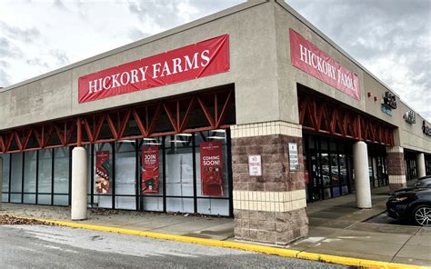 Hickory Farms opens temporary pop-up store in Lansing - The Lansing Journal