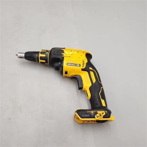 DEWALT 20V MAX XR Drywall Screw Gun Kit, Brushless (DCF620D2 ...