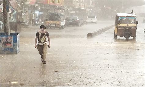 A search for answers after freak storm strikes Larkana - Pakistan ...