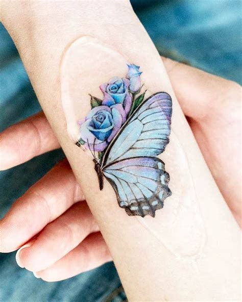 Update more than 79 wrist female butterfly tattoo designs super hot ...