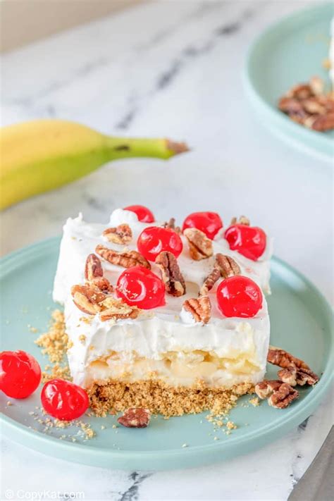 No Bake Banana Split Cake | CopyKat Recipes