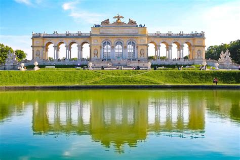 15 fascinating Schonbrunn Palace facts you probably didn't know ...