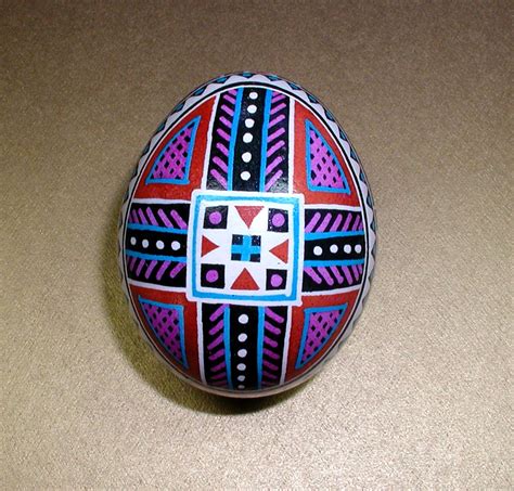 A pysanka (Ukrainian Easter egg) by Elaine Dillingham. Pysanky are a ...