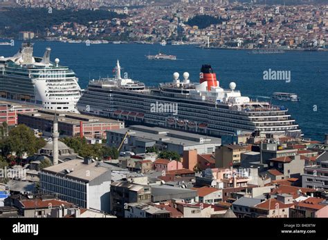 Cruise Ships Istanbul Turkey Stock Photo - Alamy